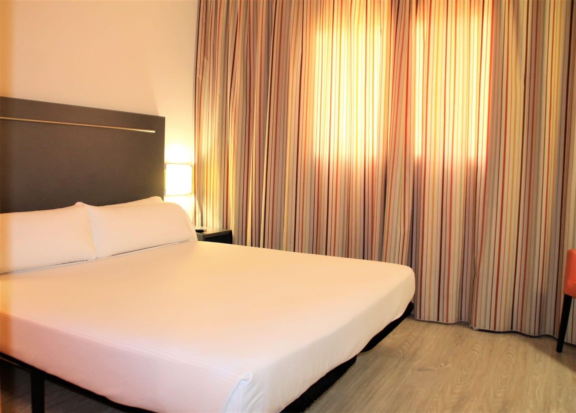 H2 Fuenlabrada Hotel Luaran gambar