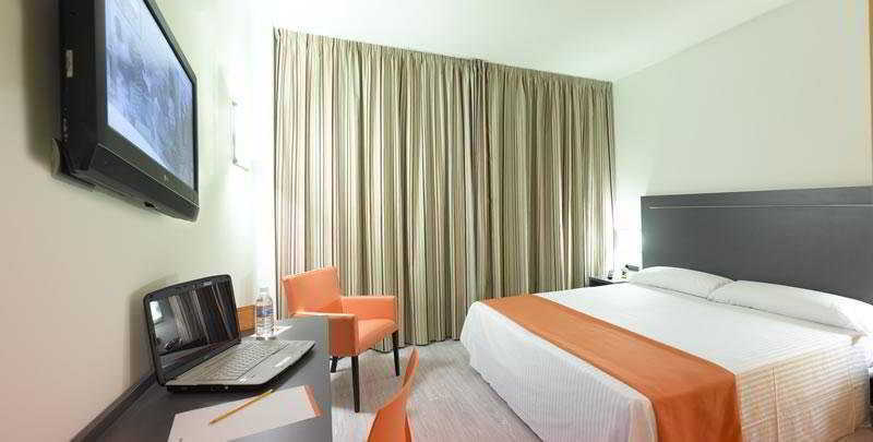 H2 Fuenlabrada Hotel Luaran gambar